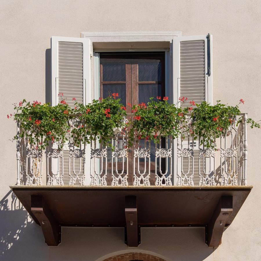 דירות סן וינצ'נזו Palazzo Degli Archi מראה חיצוני תמונה